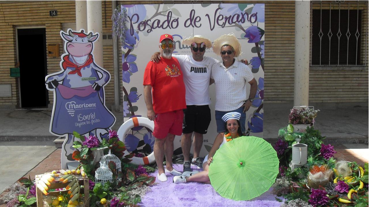 Macrident estrena ‘El Posado del Verano’ en las Fiestas de la Juventud de Caparroso